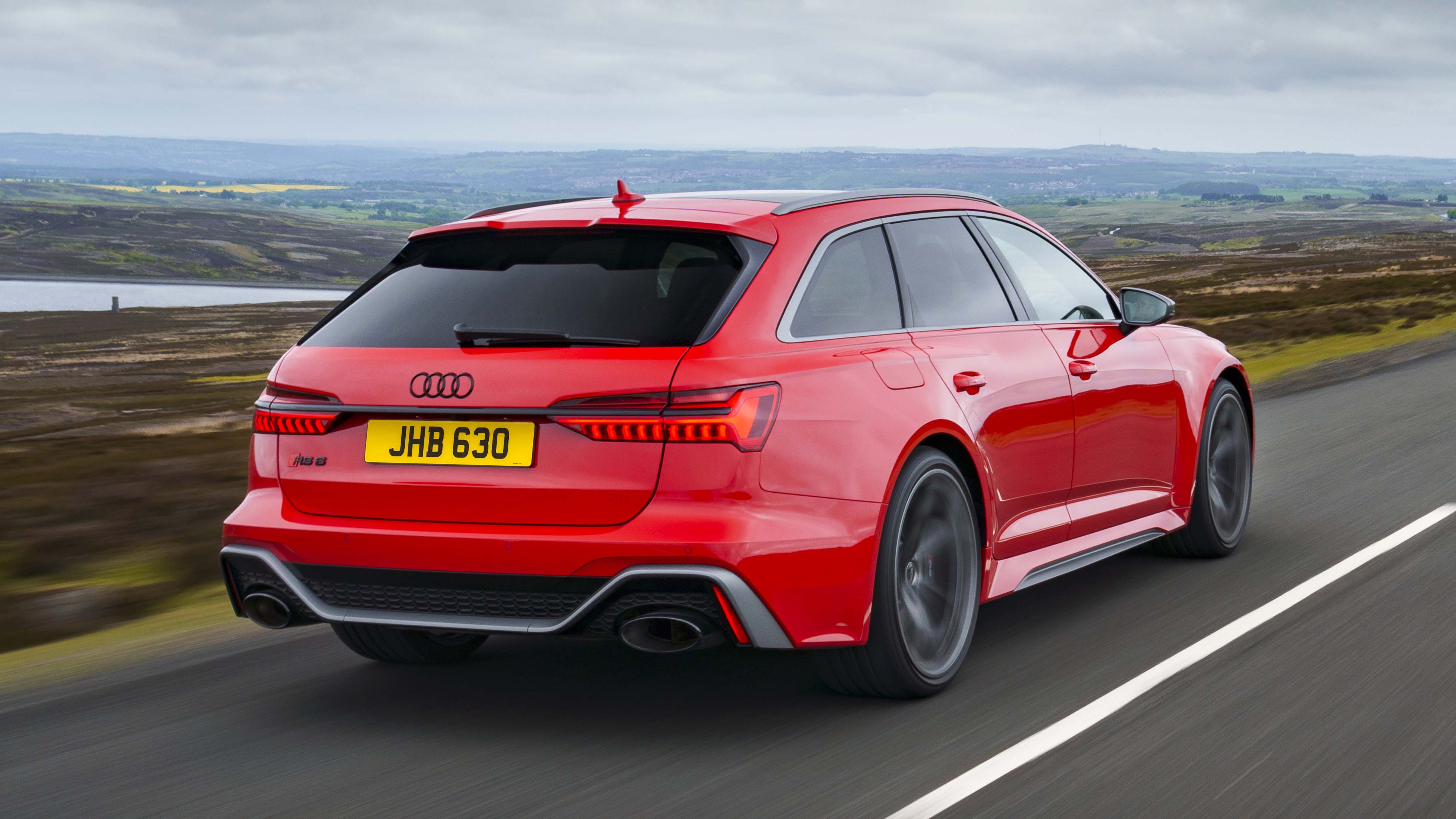 Audi RS6 Performance exterior rear three quarter dynamic
