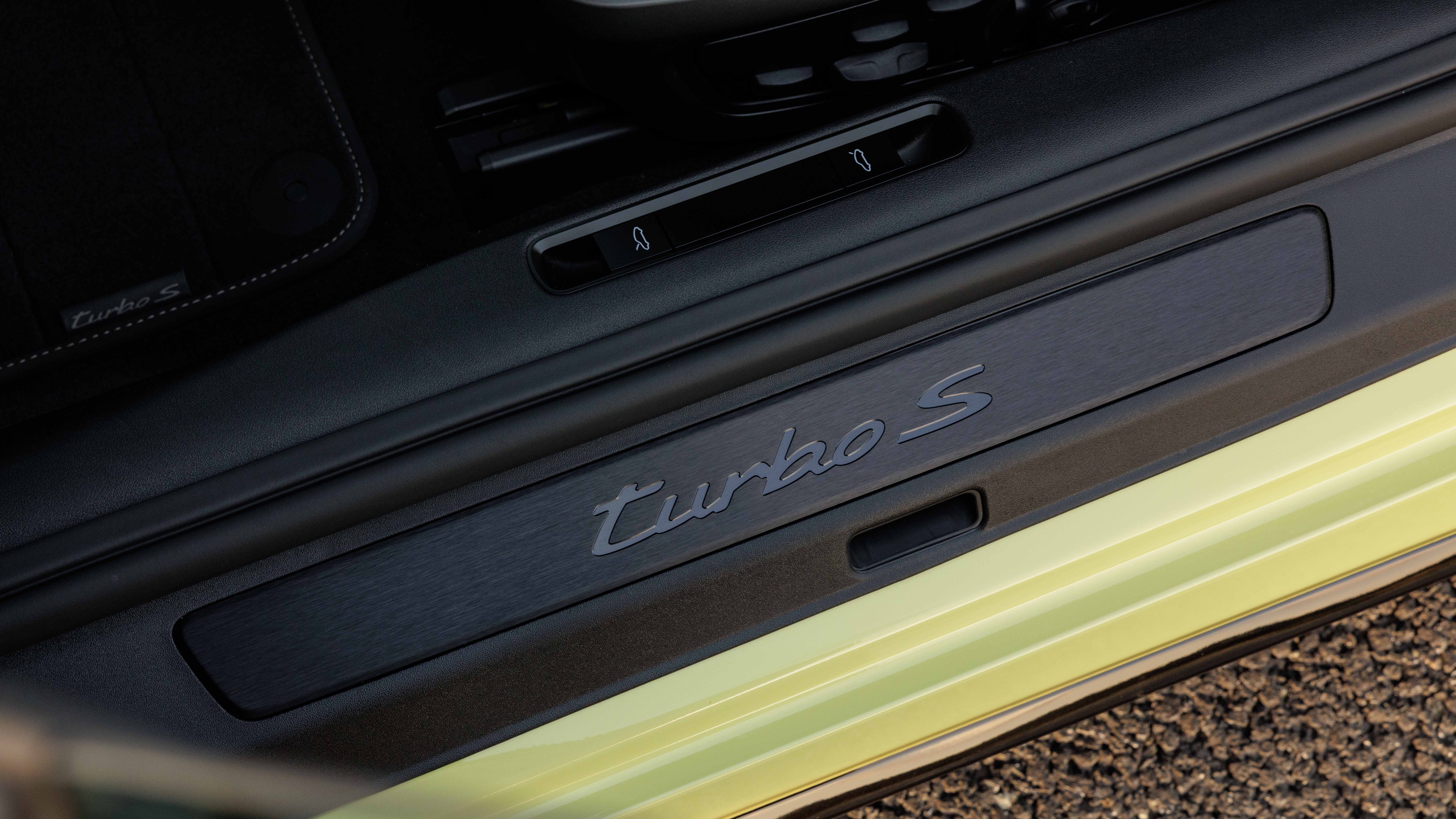 Porsche 911 Turbo S (992.2)