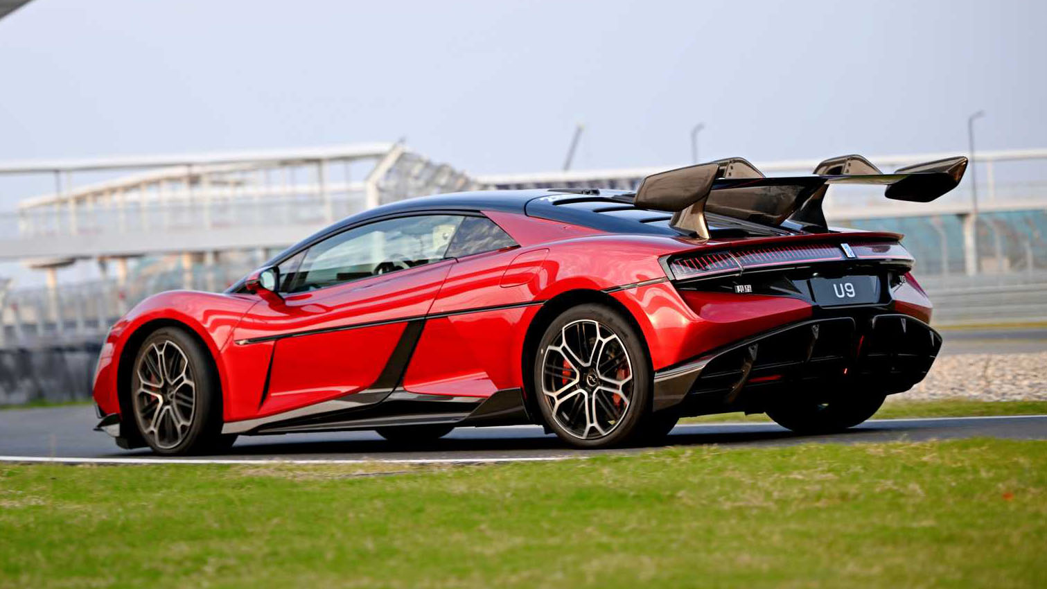 Yangwang U9 review Top Gear