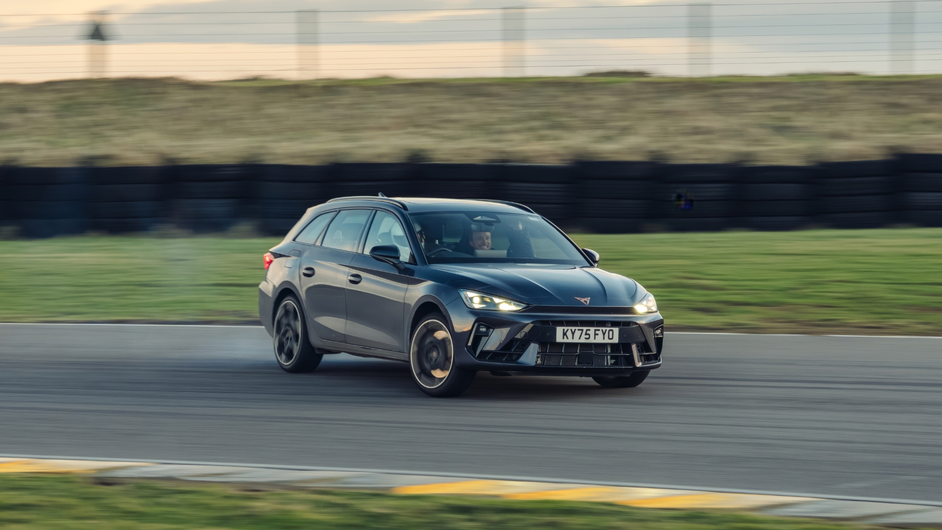 Cupra Leon Estate VZ1