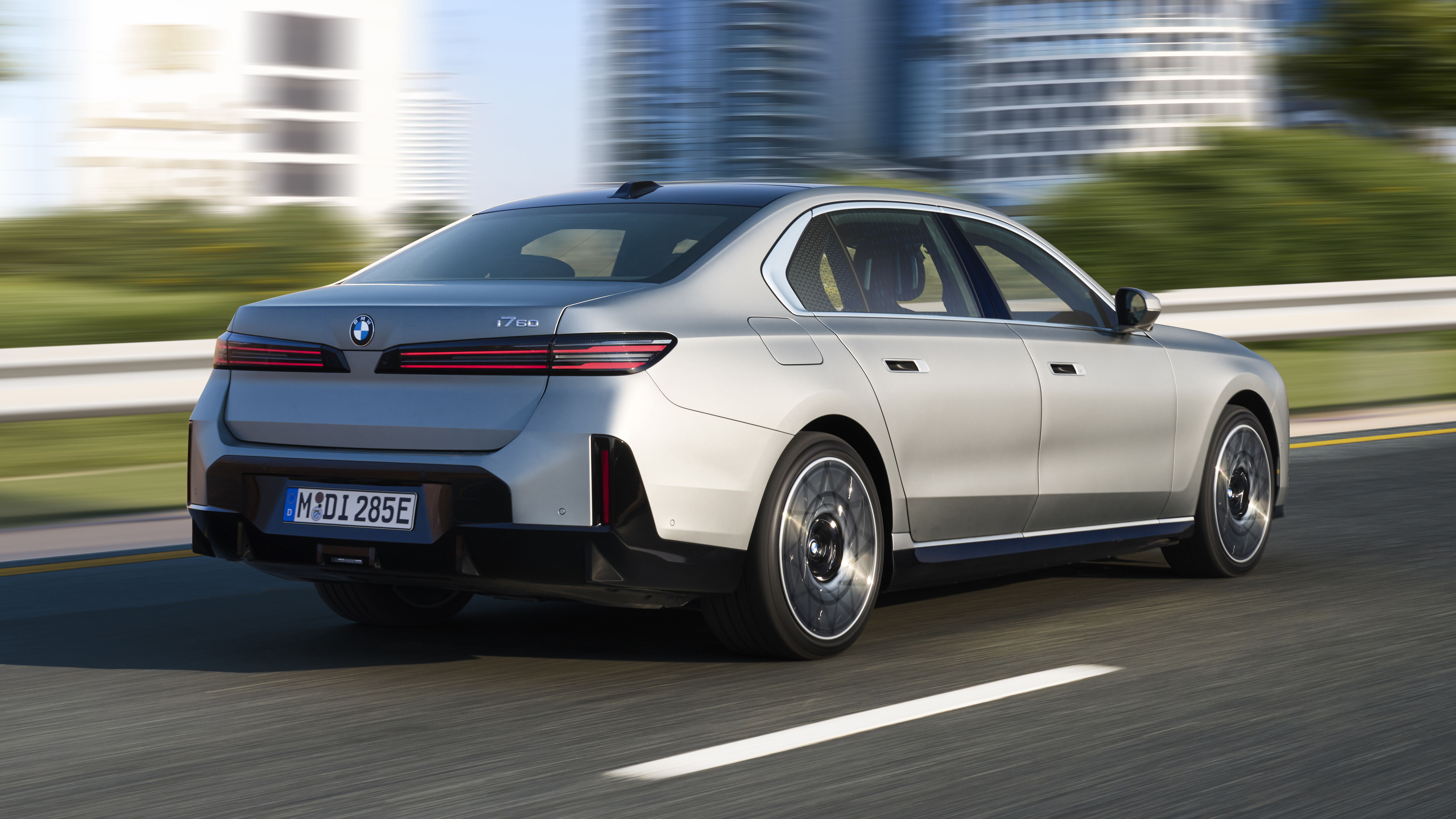 New BMW 7 Series revealed