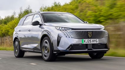 Peugeot E-5008: 414 miles