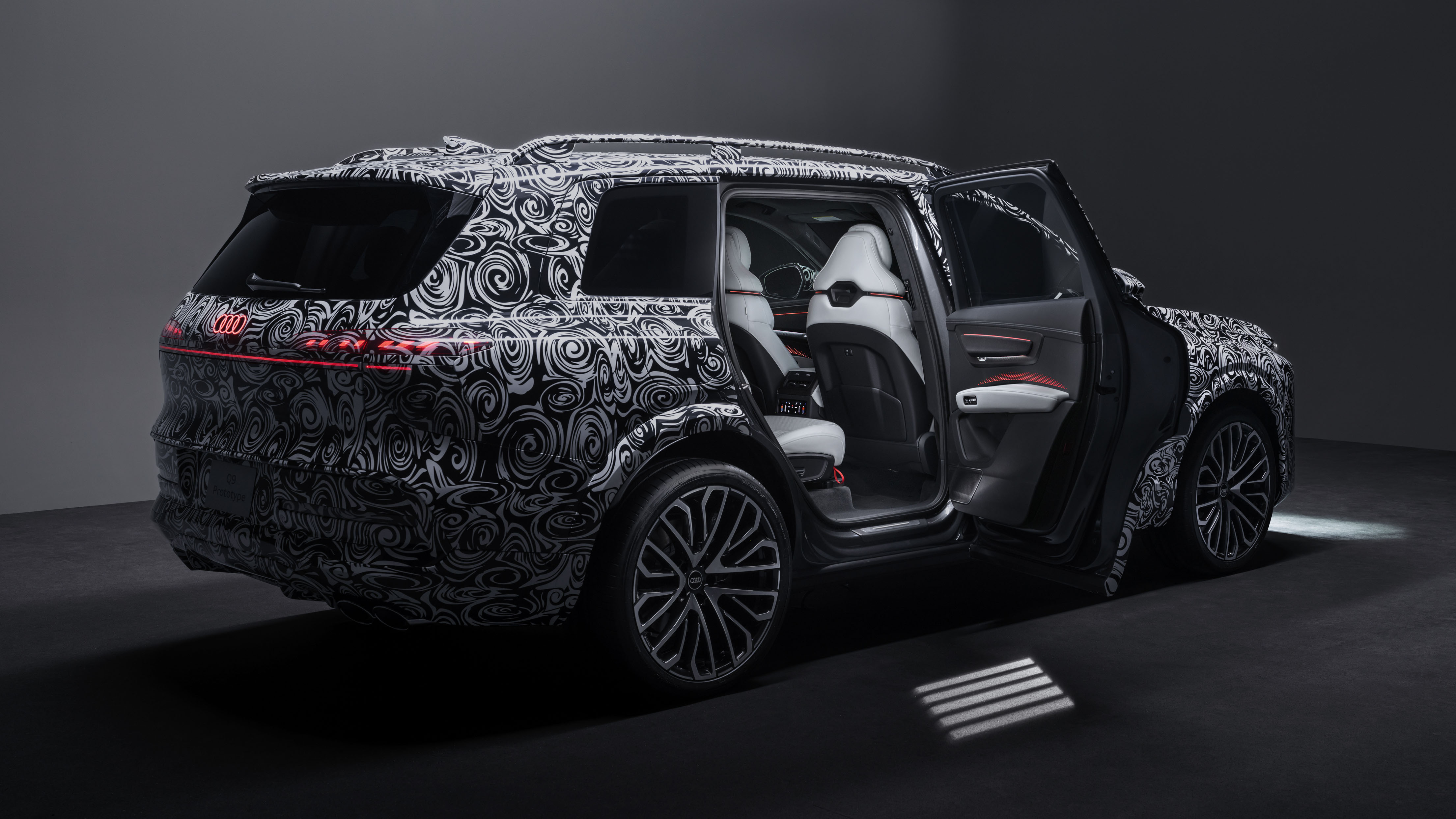 Audi Q9 first look