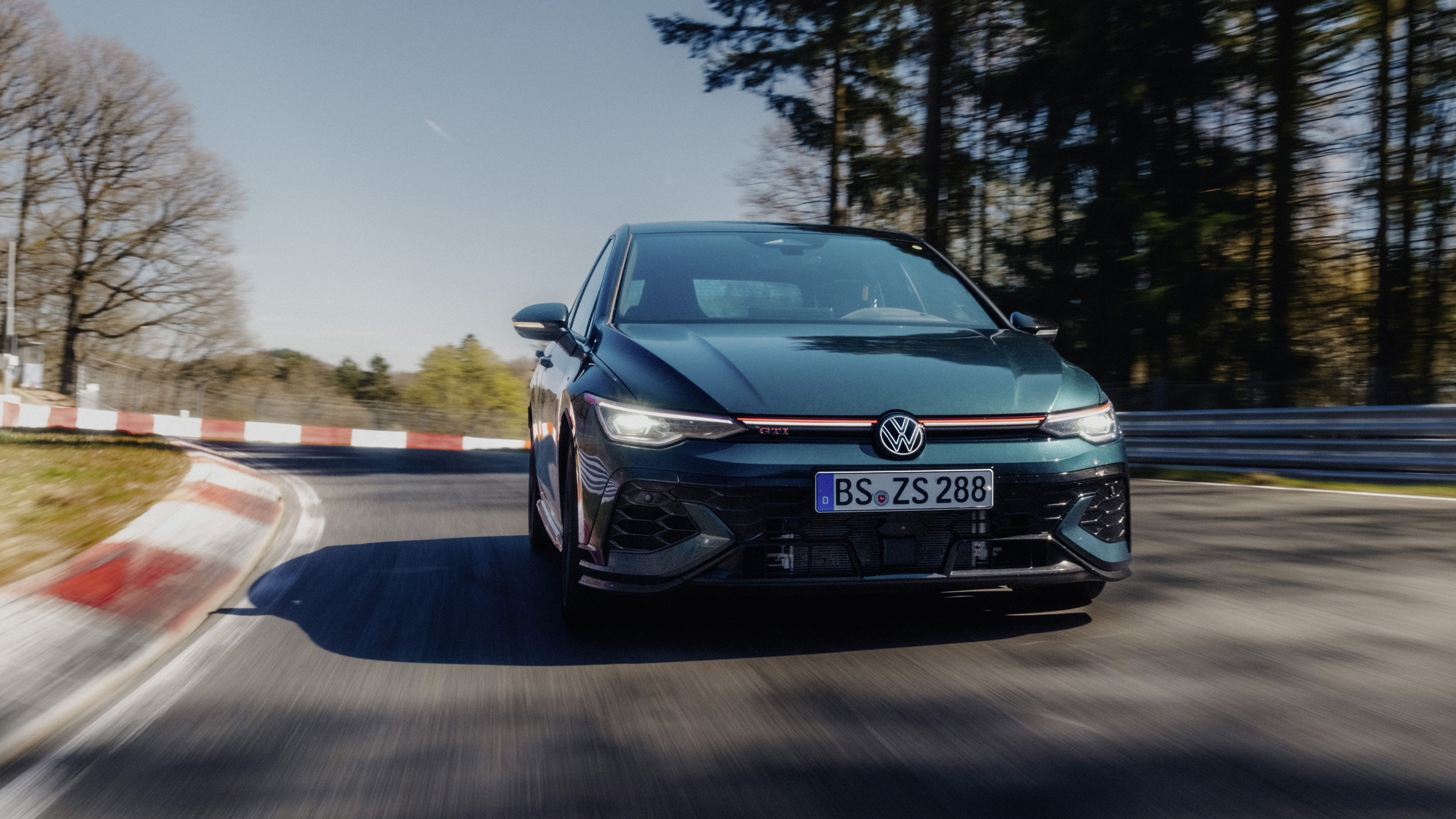 Volkswagen Golf GTI Edition 50