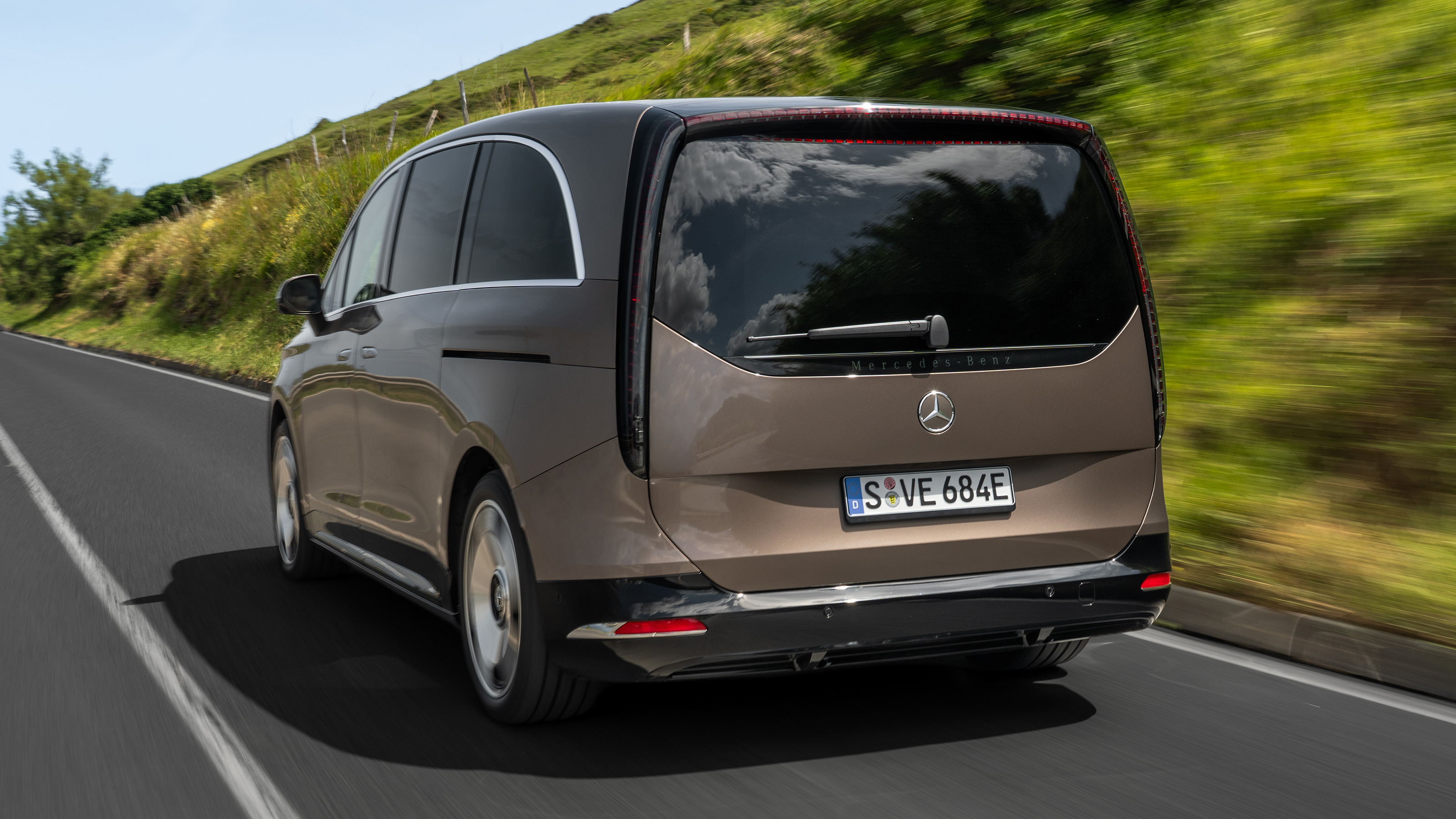 Mercedes VLE rear
