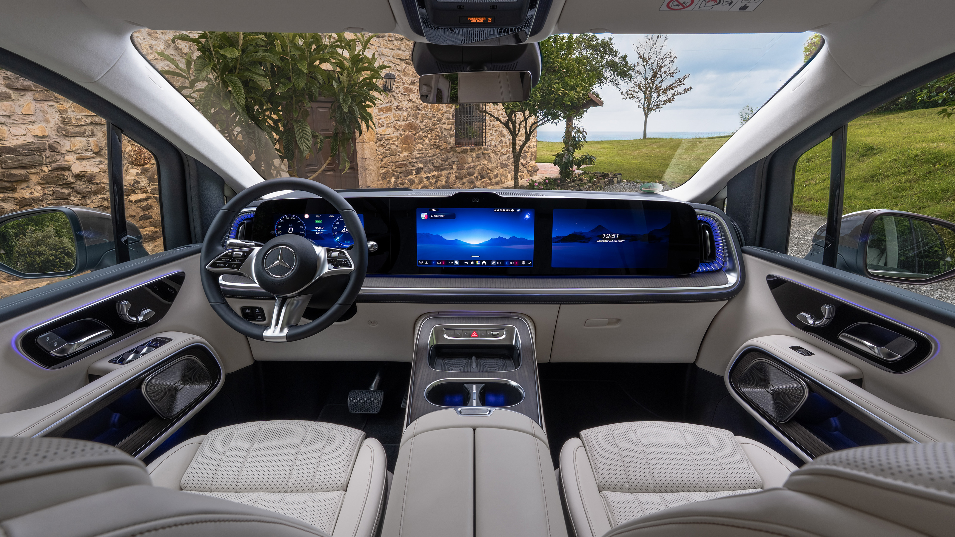 Mercedes VLE interior