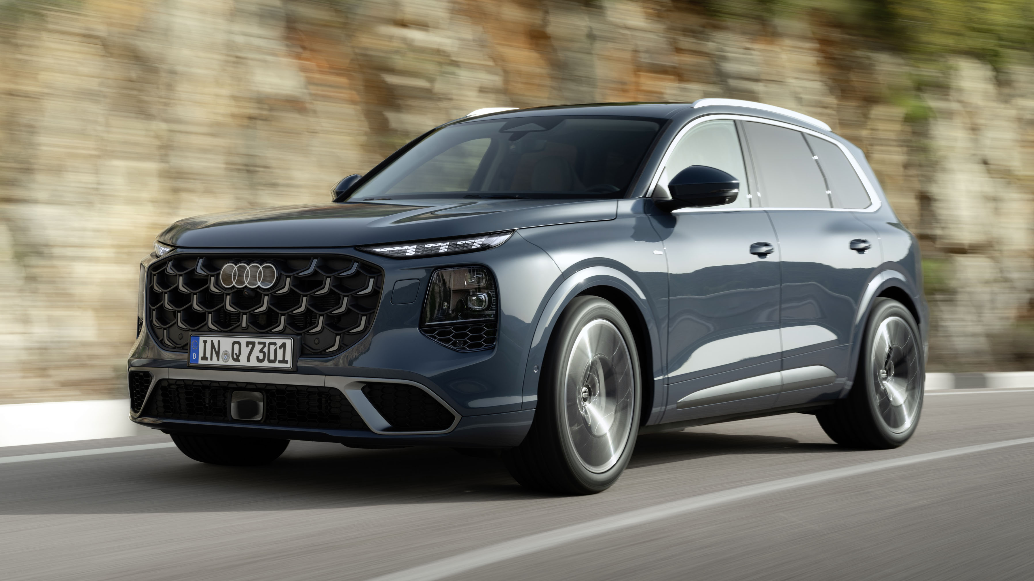 Audi Q7 third generation revealed 2026