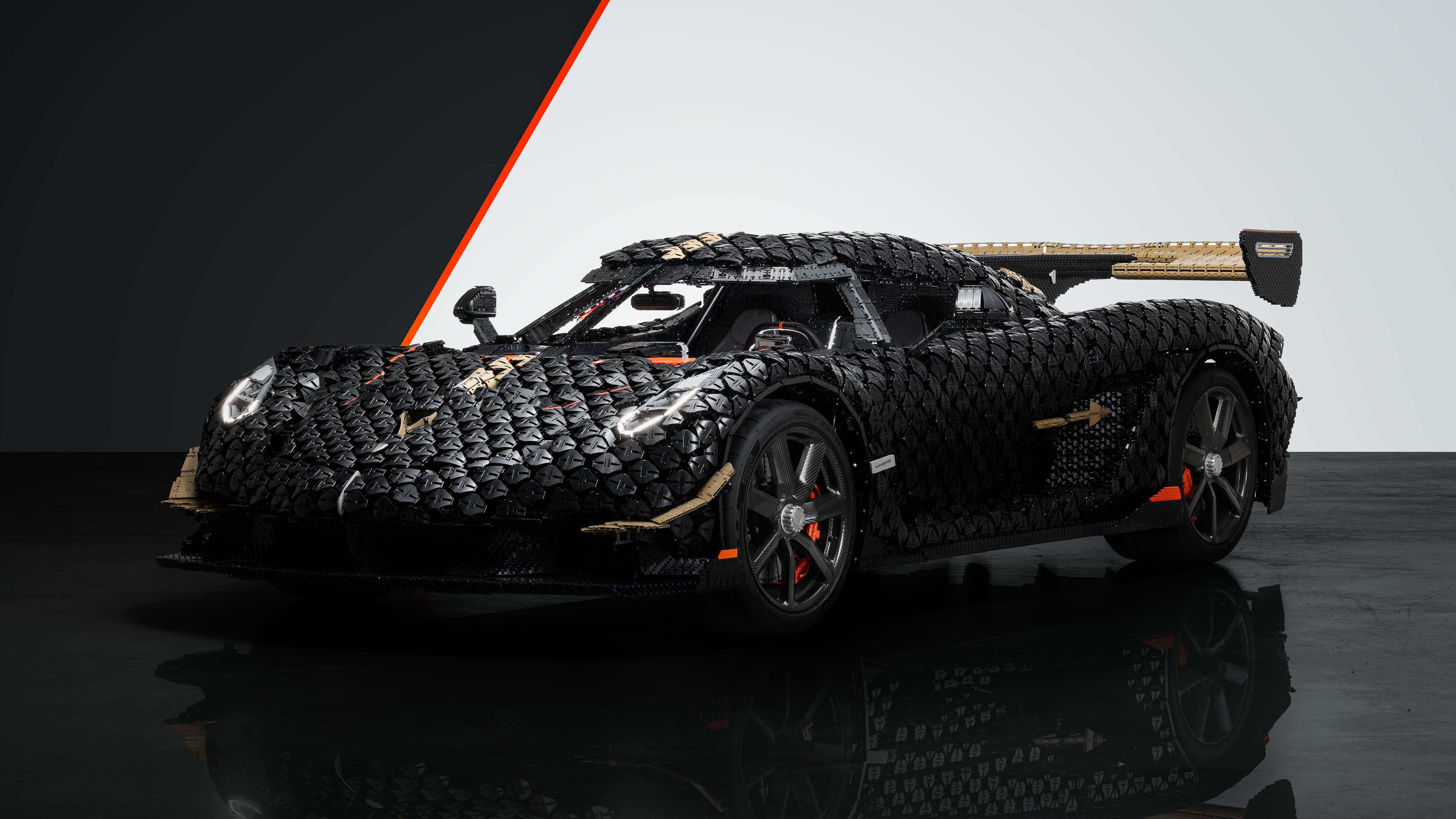 Lego Technic Koenigsegg Sadair's Spear Megacar build