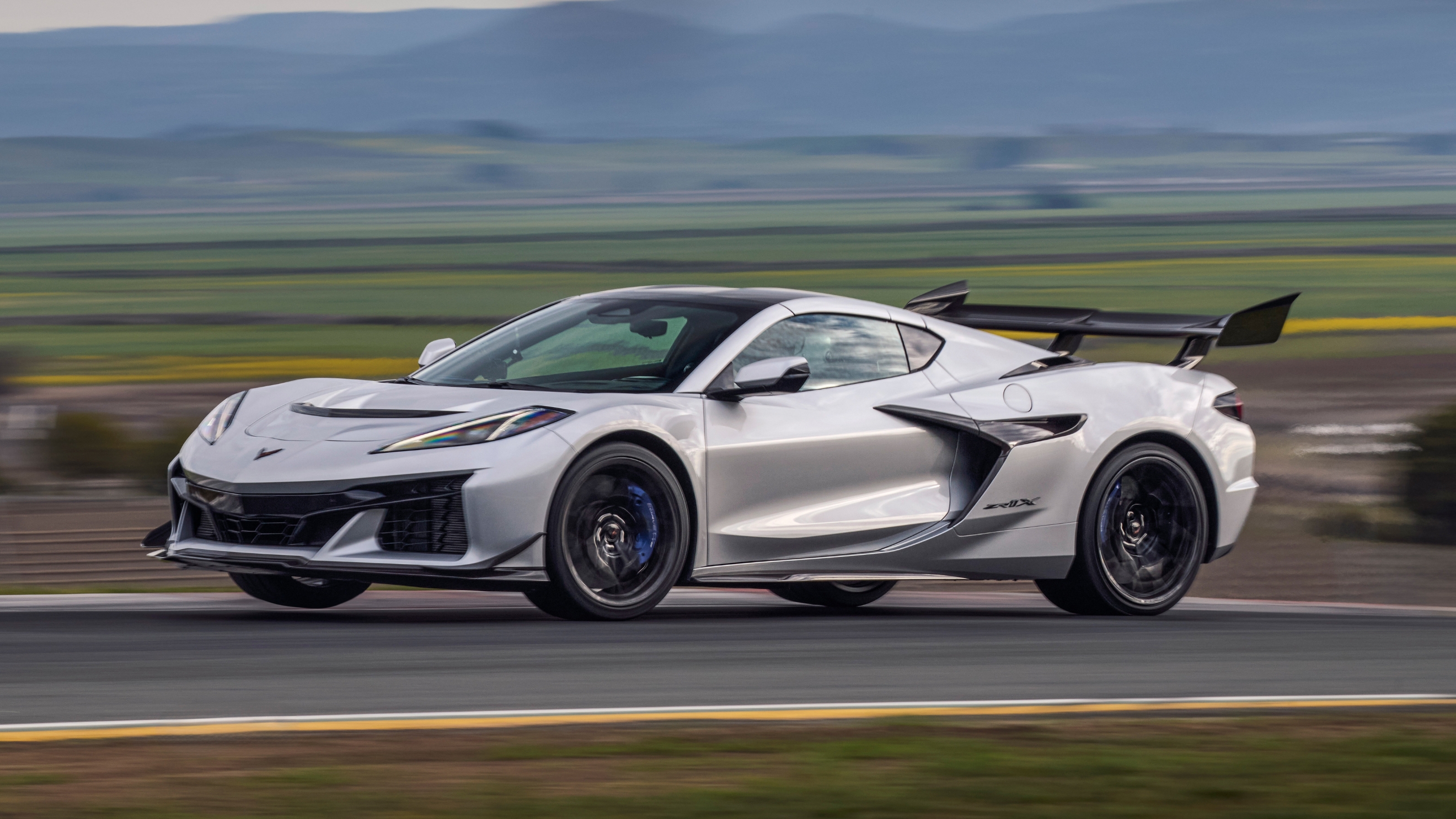 American Revolution - Corvette ZR1X