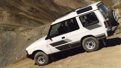 Maestro Van rear lights on the Land Rover Discovery